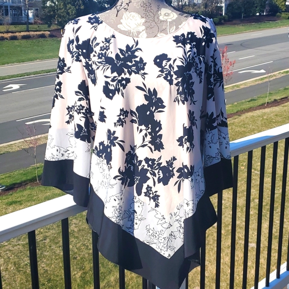 Alfani Floral blouse